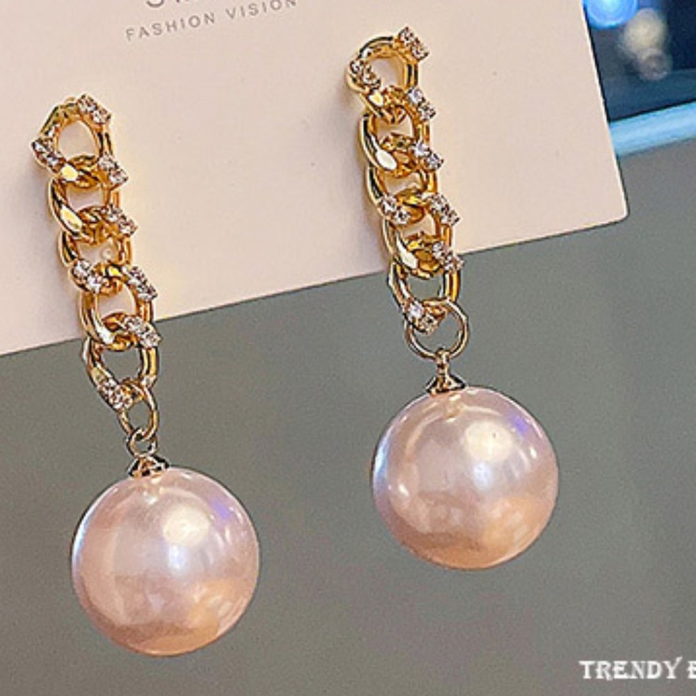 💙💕Last one Pearl Golden Chain Earrings
